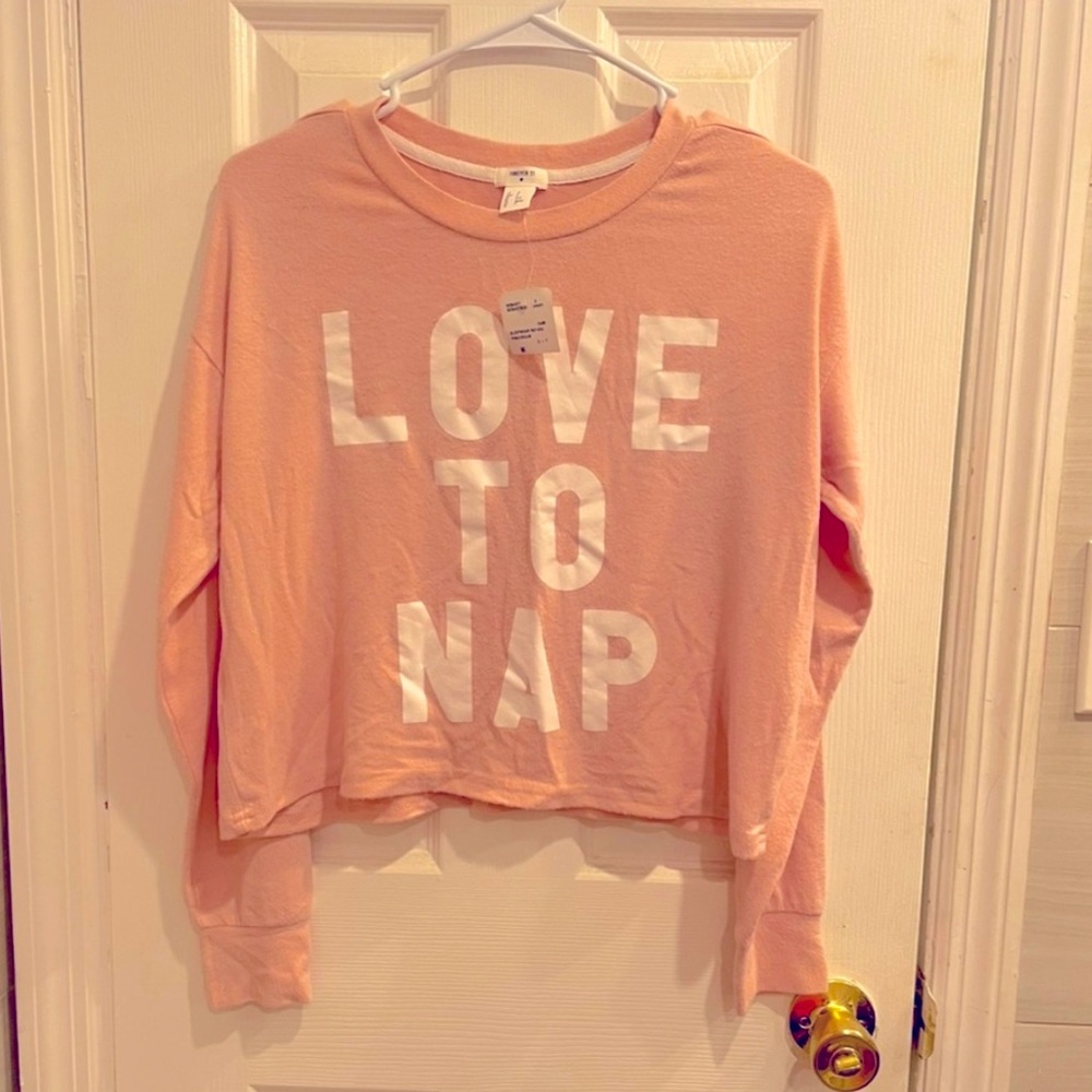 NWT! Forever 21 “Love to Nap” cropped long sleeve shirt size Medium